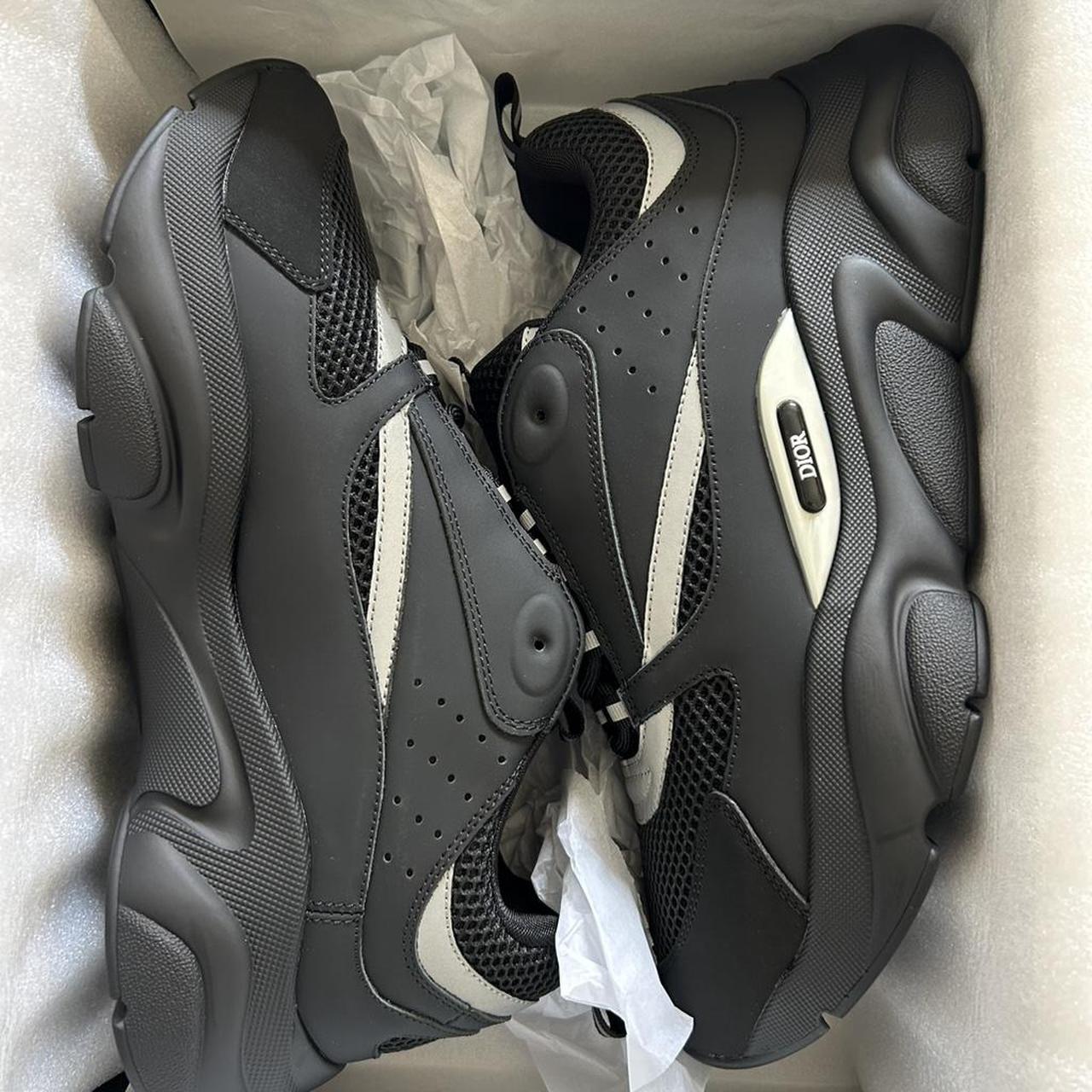 P0 (1) Dior Men's Black and Grey Trainers - Image 1