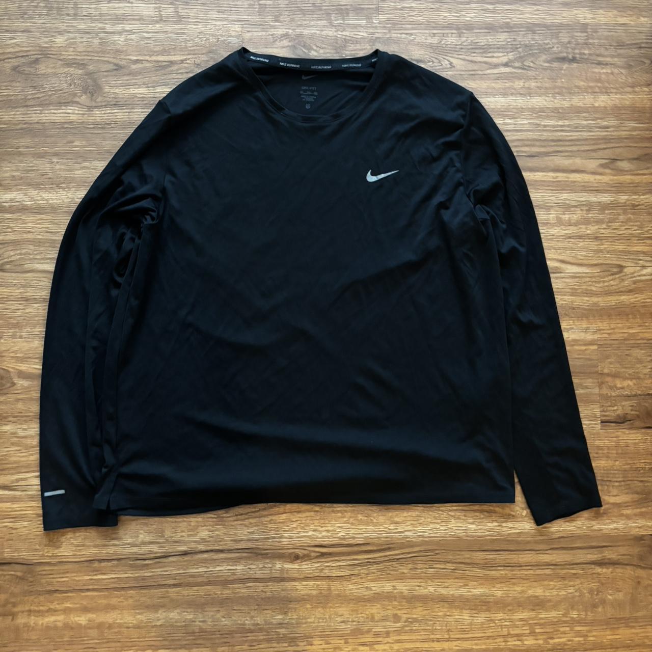 P0 Nike Men's Black T-shirt - Image 1