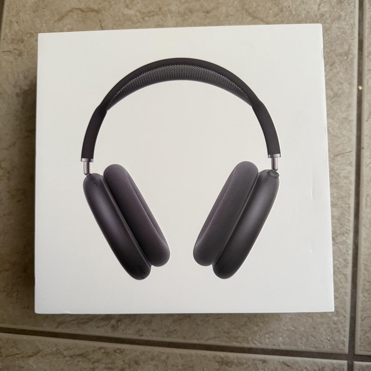 P0 AirPod max - Image 1