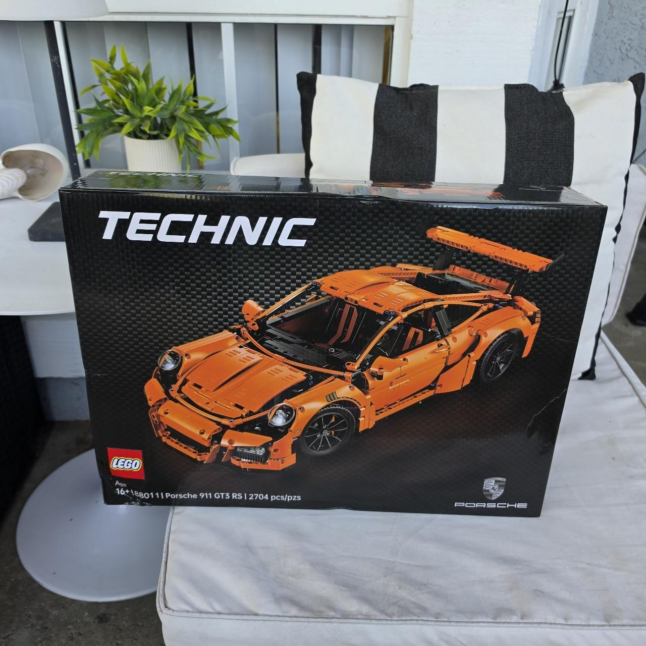 P0 LEG0 42056 Porsche 911 GT3 - Image 1